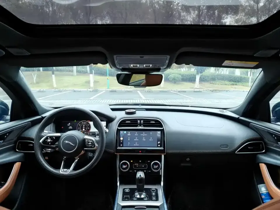 Jaguar XEL