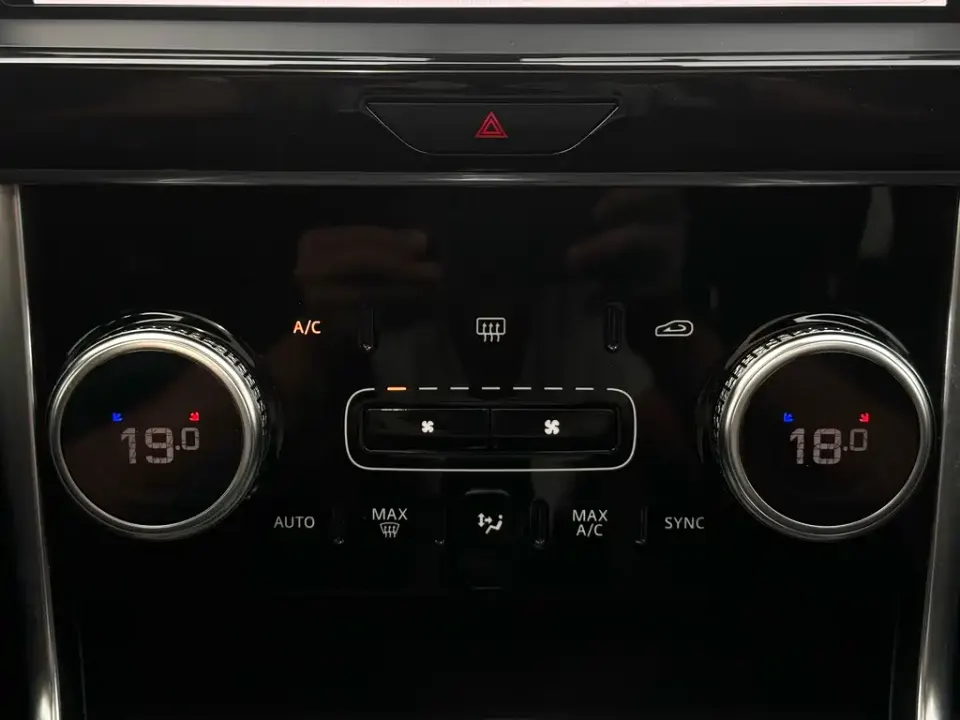 Jaguar XEL