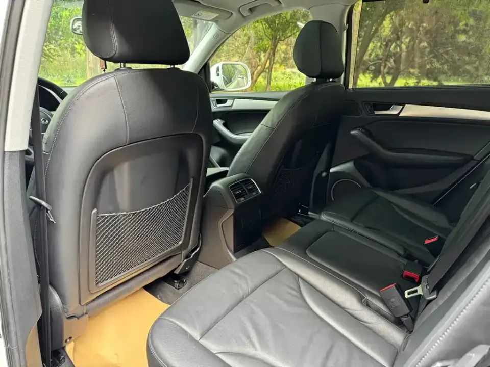 Audi Q5 (Import)