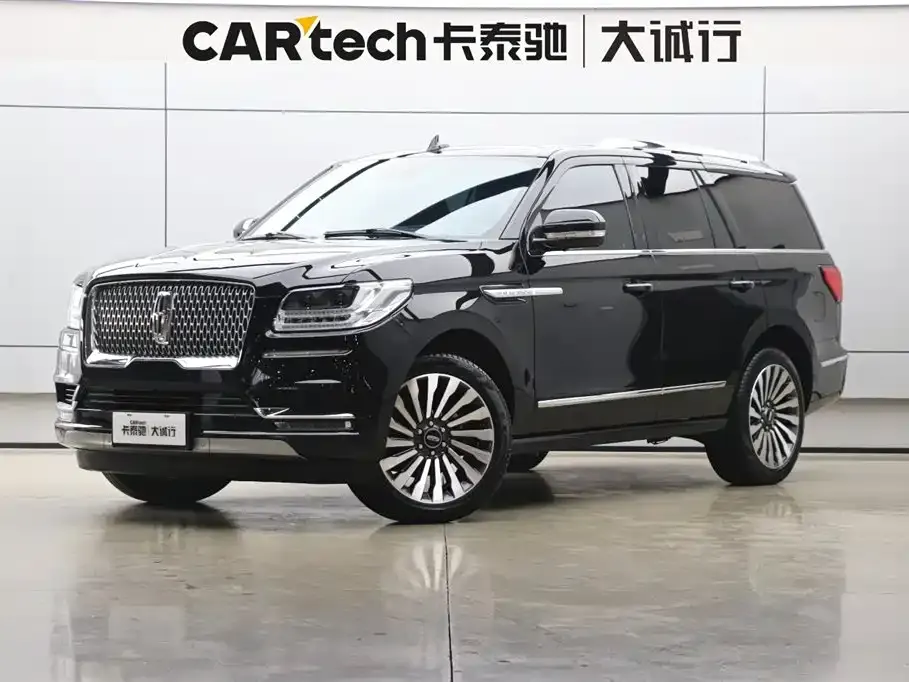 Lincoln Navigator