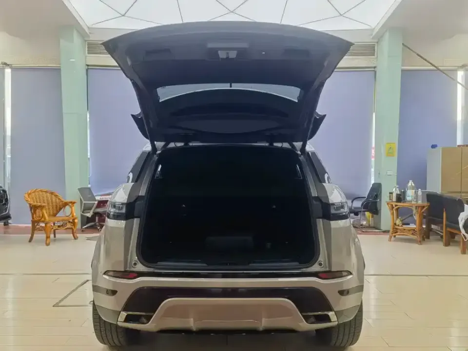 Land Rover Evoque PHEV