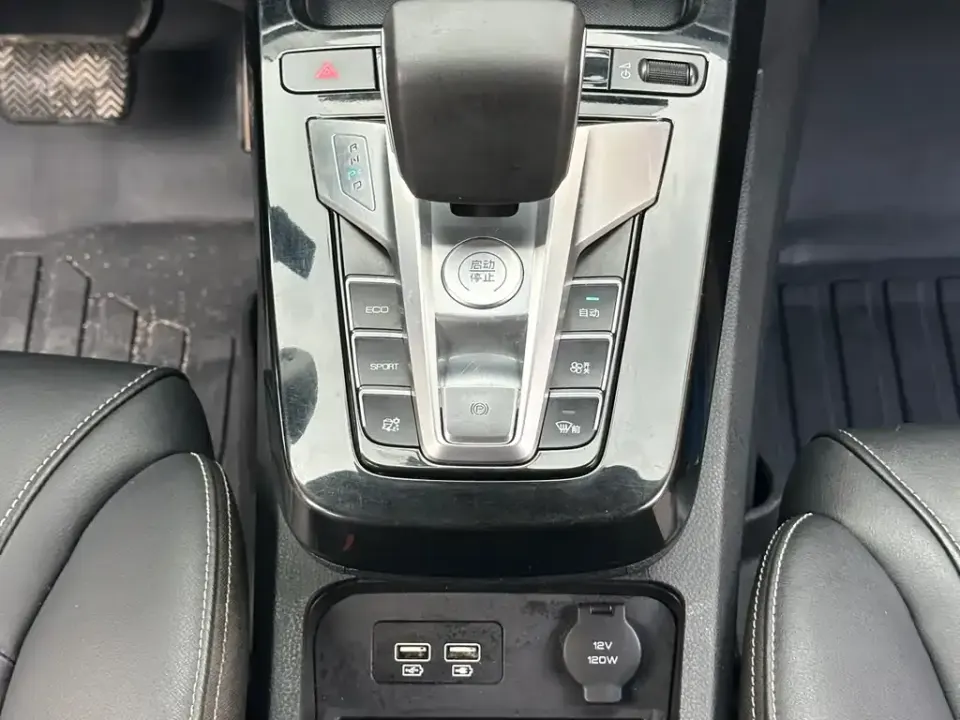 BYD Yuan EV