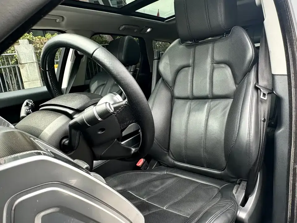 Land Rover Sport