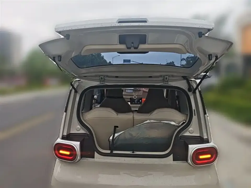 Wuling MINIEV