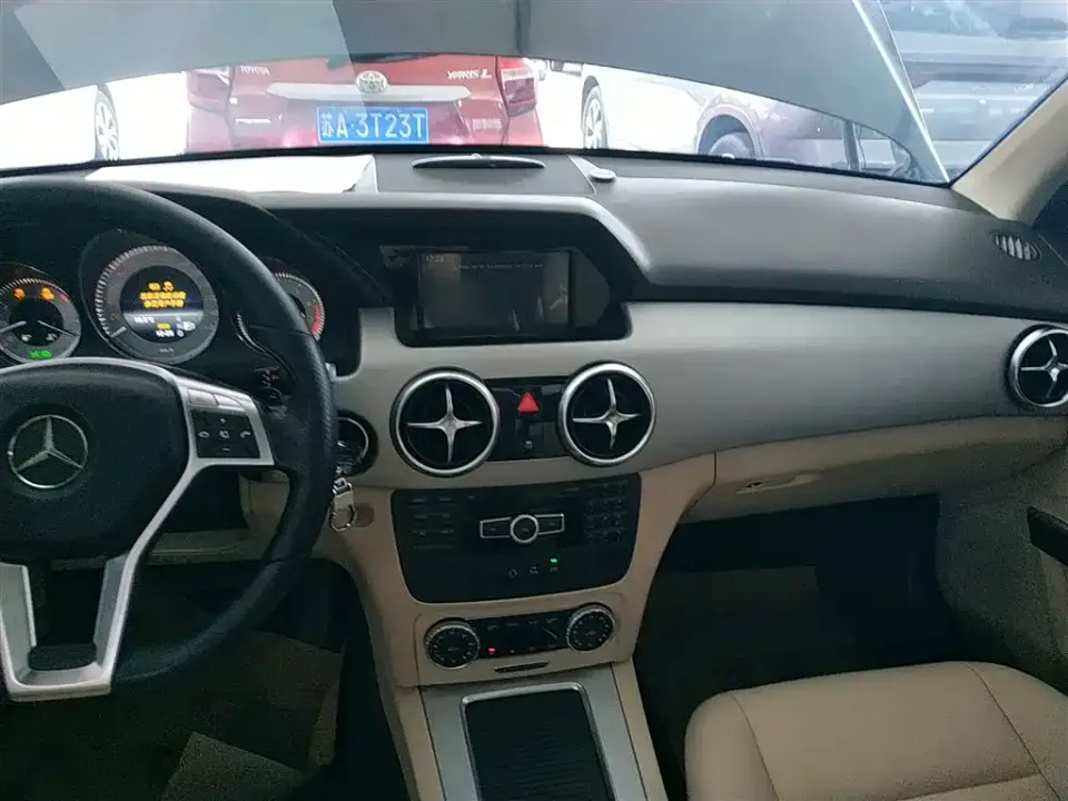 Mercedes-Benz GLK-Class