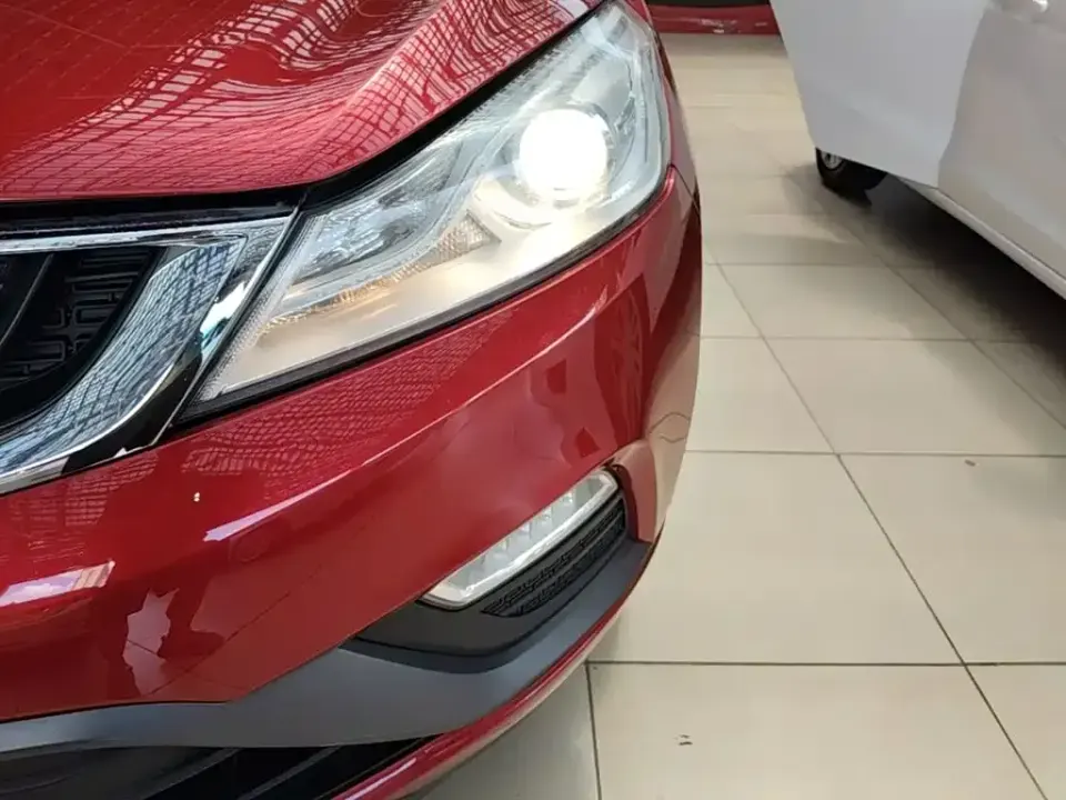 Geely Emgrand GS