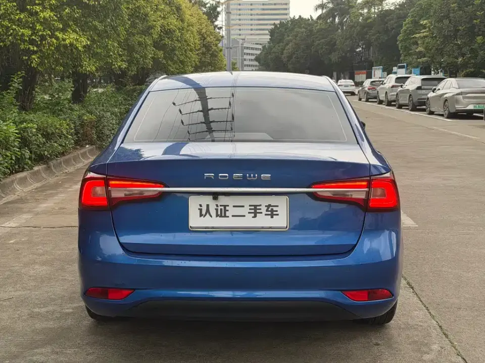 Roewe i5