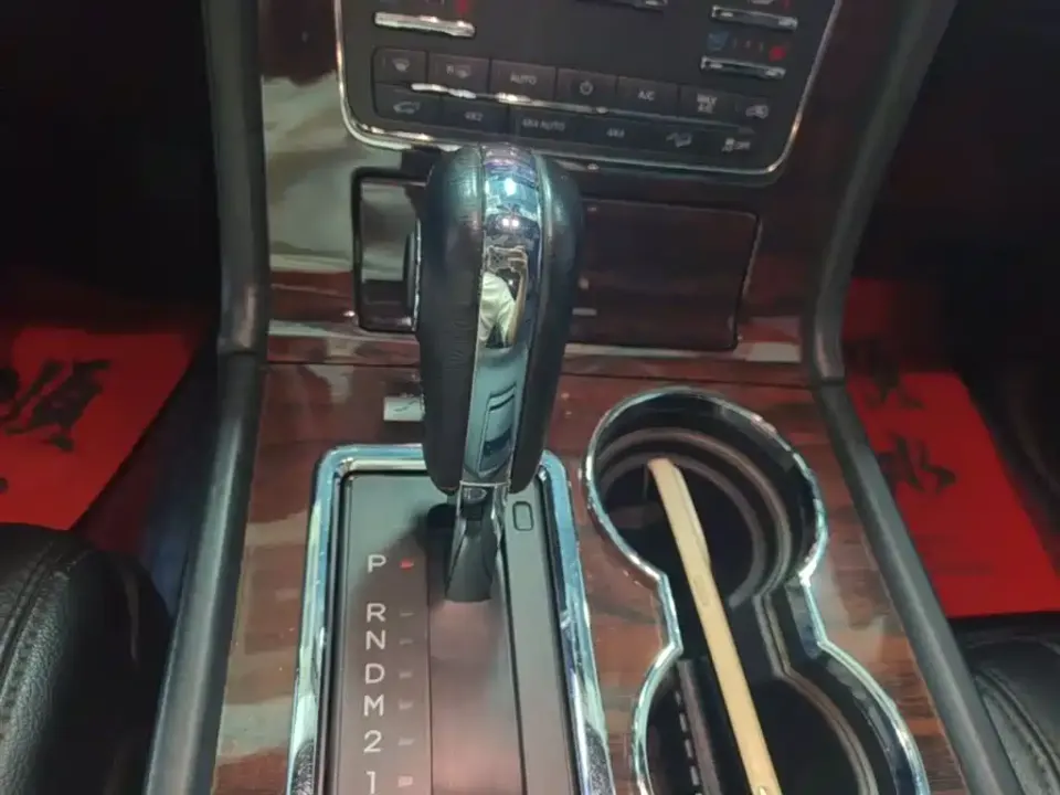 Lincoln Navigator