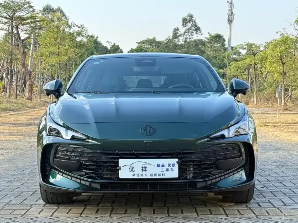 MG MG7
