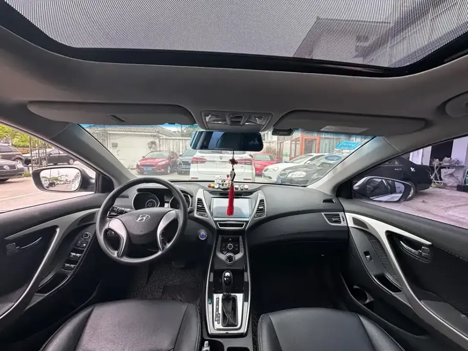 Hyundai Elantra Langdong