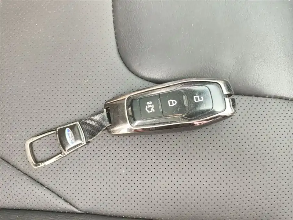 Ford Edge