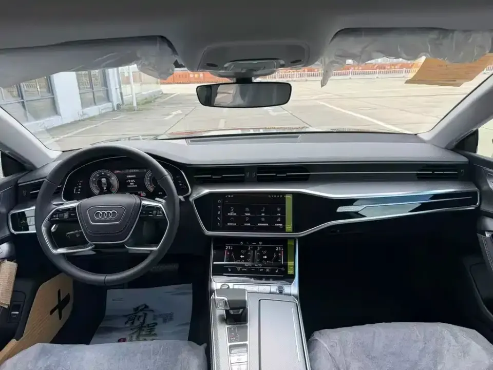Audi A7L