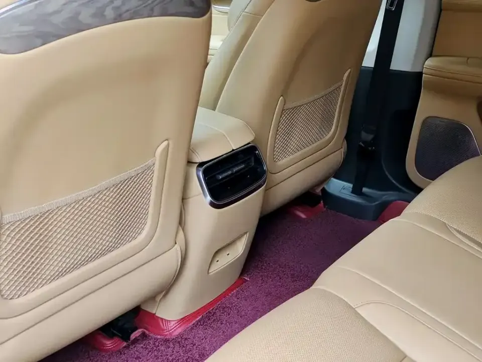 AITO AITO M5
