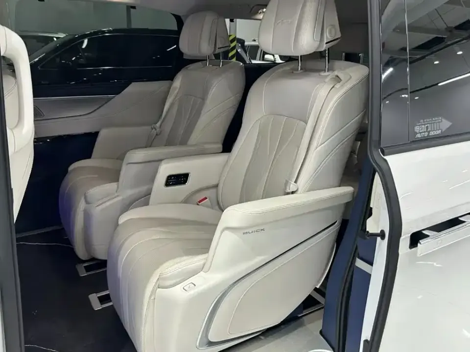 Buick GL8 Hybrid