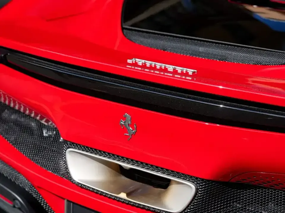 Ferrari 296