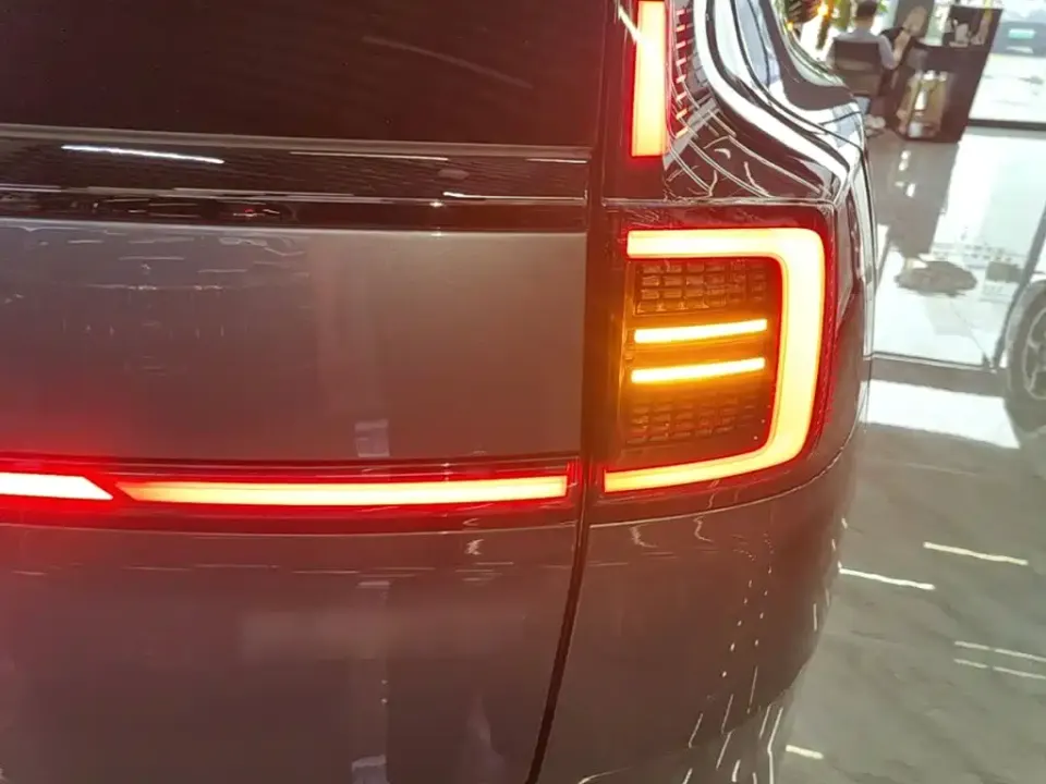 Volvo XC70 PHEV