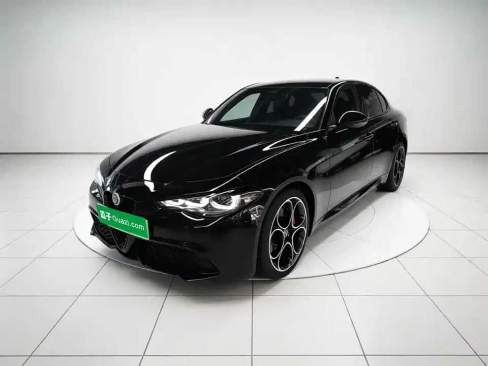 Alfa Romeo Giulia