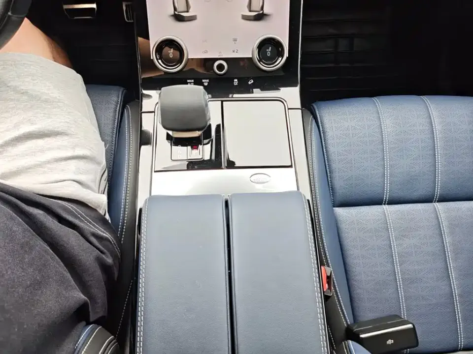 Land Rover Velar