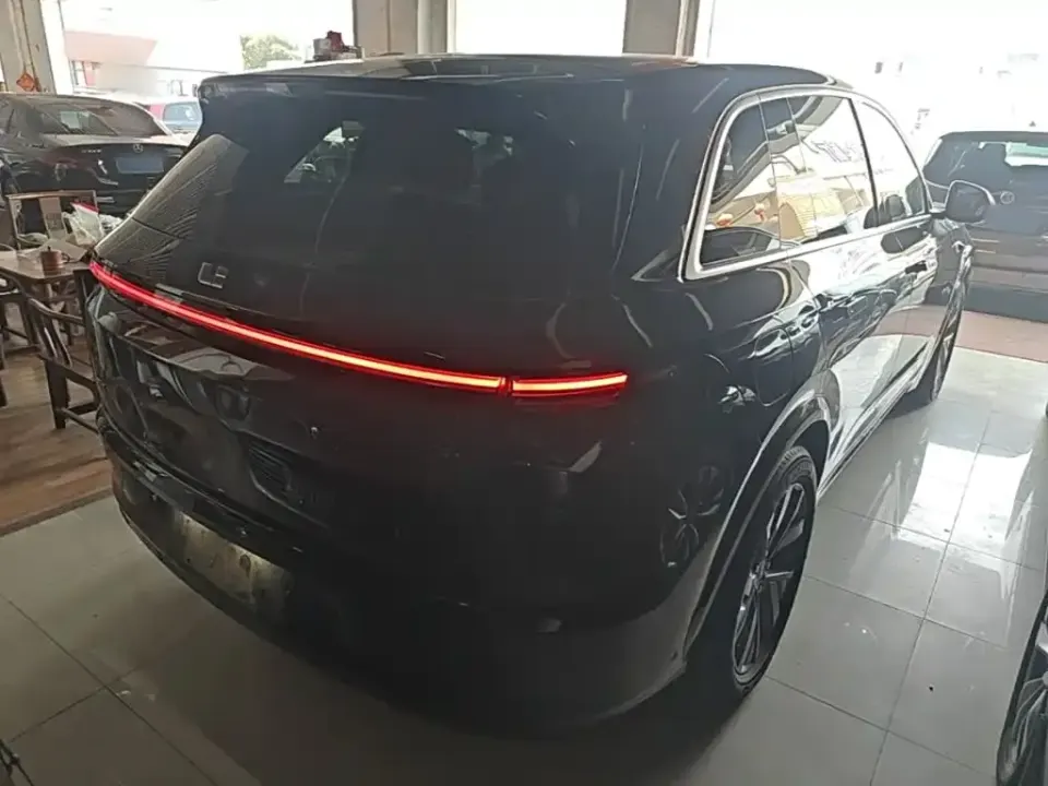 Li Li L7