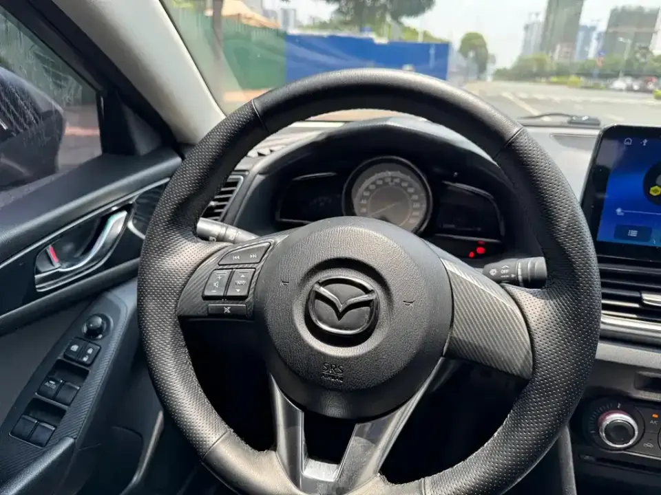 Mazda 3 Axela