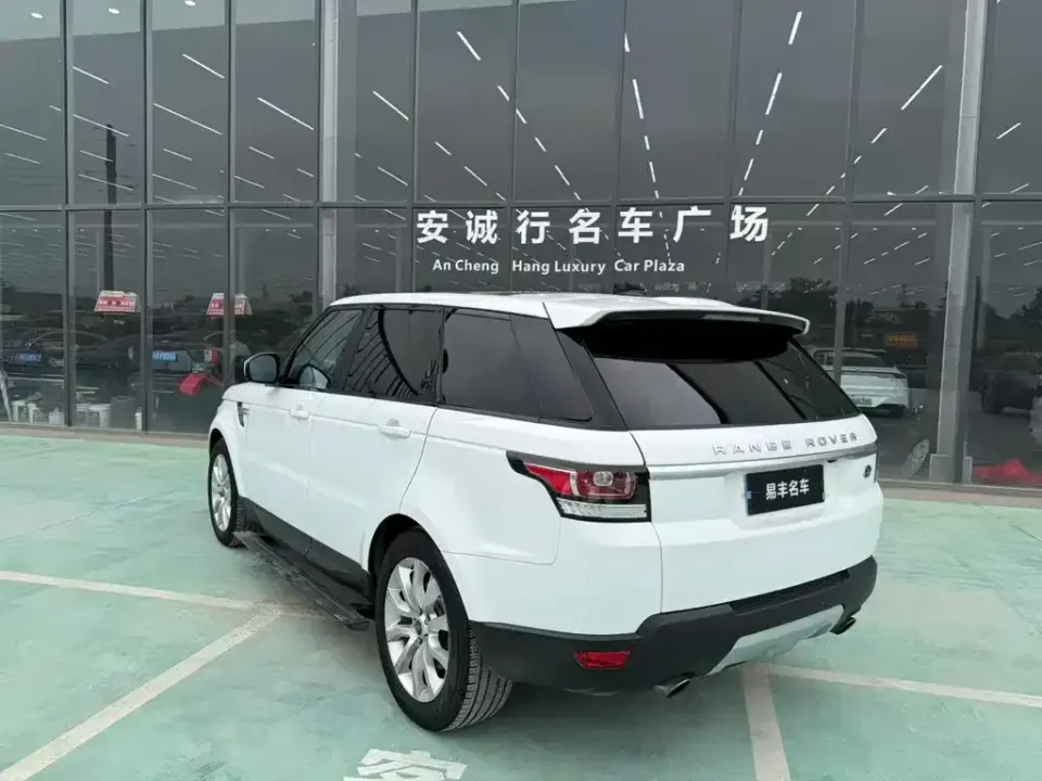 Land Rover Sport