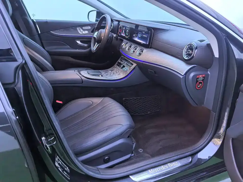 Mercedes-Benz CLS