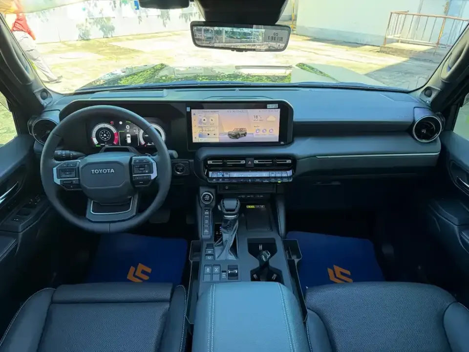 Toyota Prado