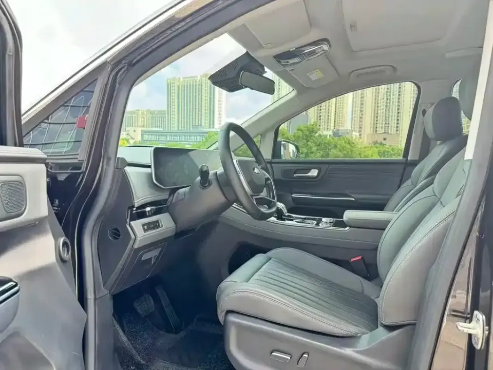 JAC Refine Refine RF8 PHEV