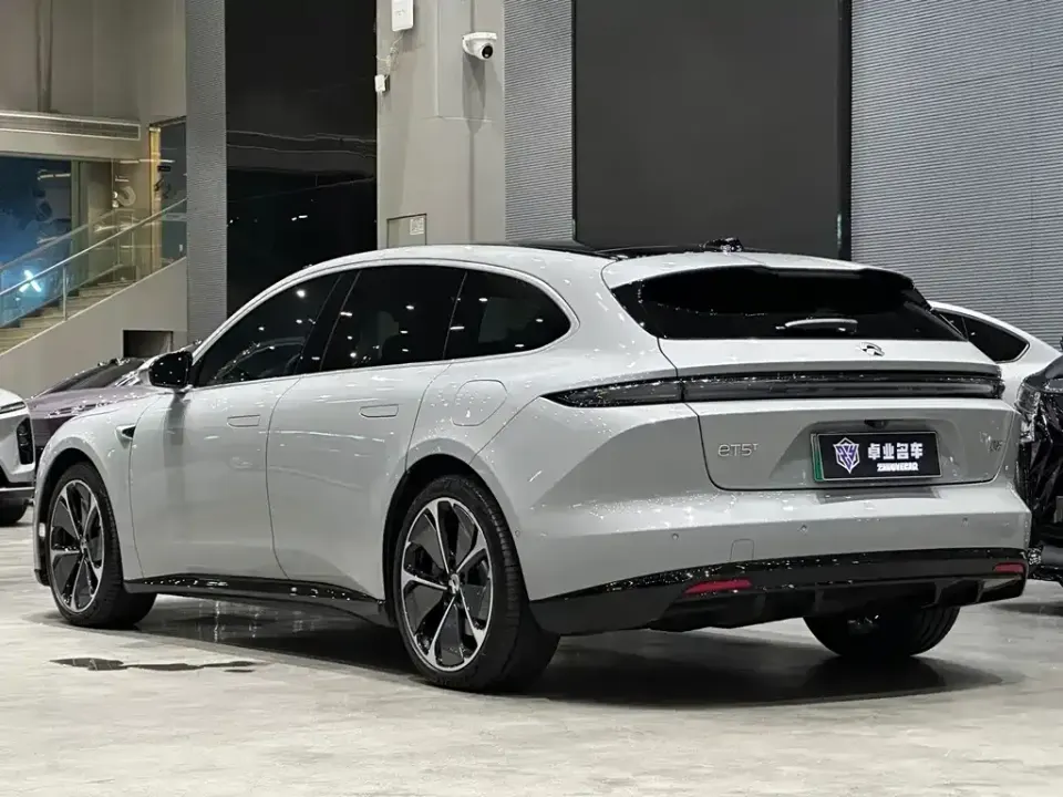 Nio ET5T