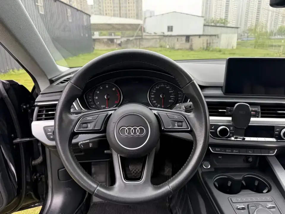 Audi A5 (Import)