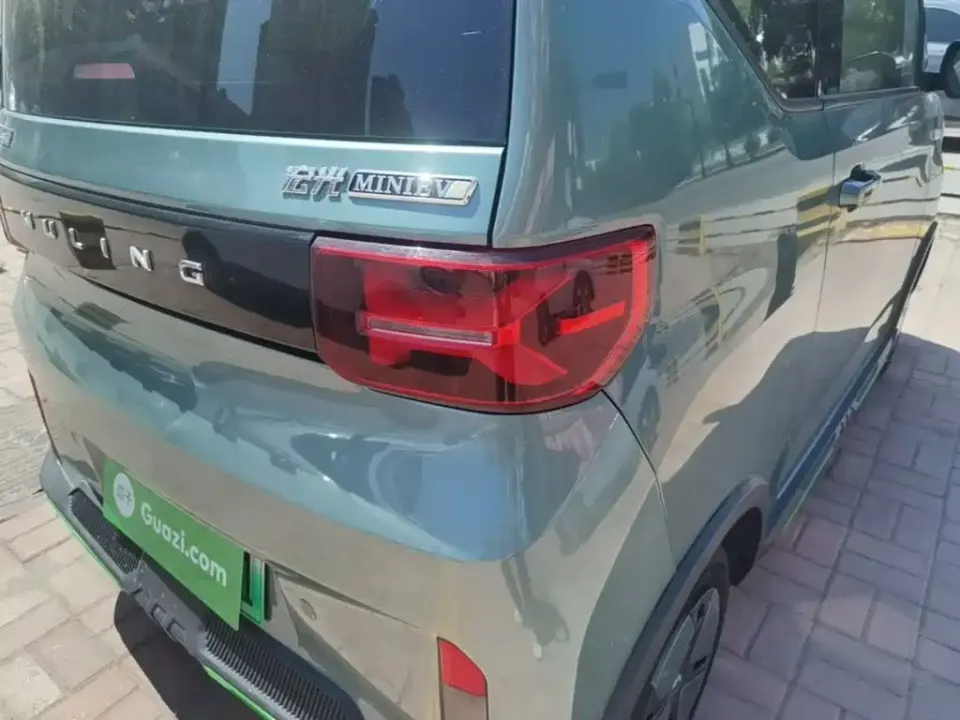 Wuling MINIEV