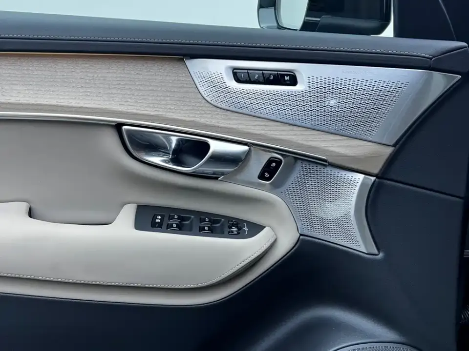 Volvo XC90 PHEV