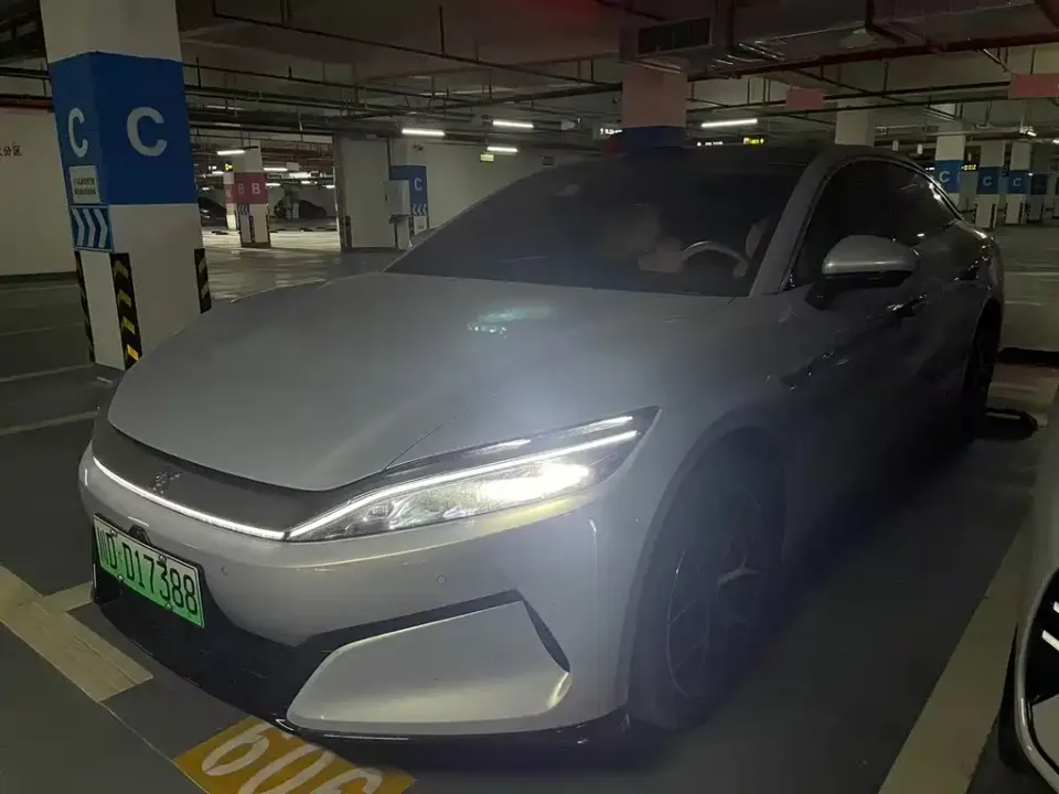 BYD Han L