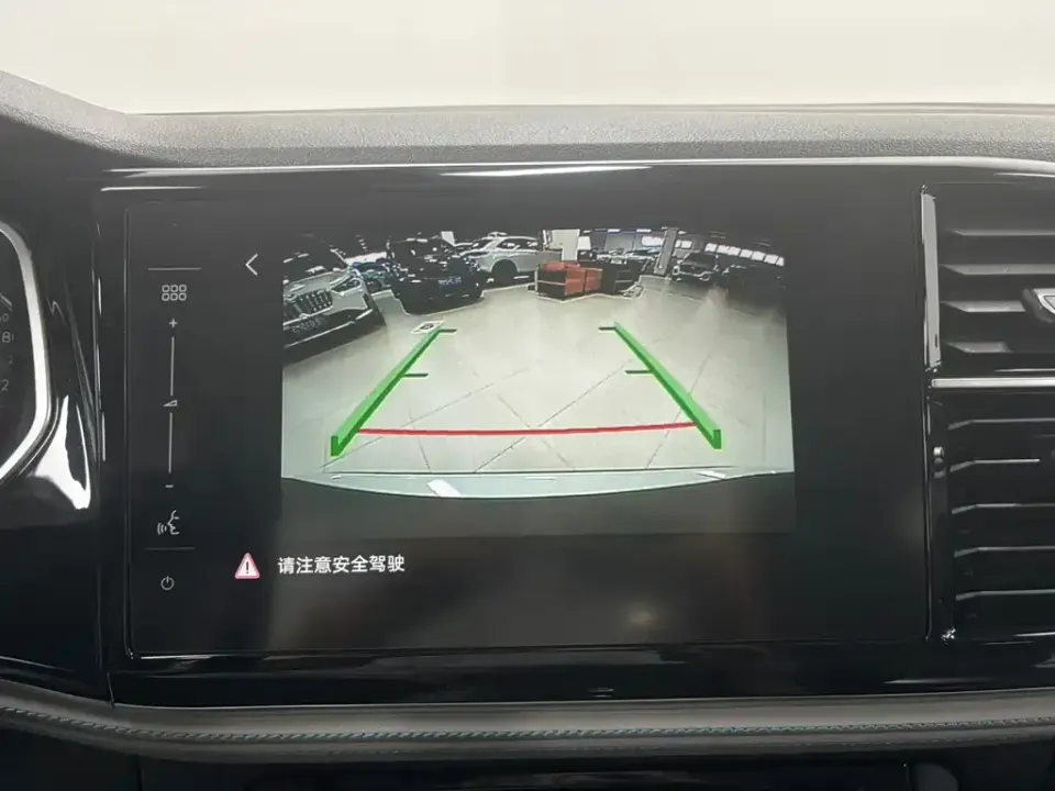 Jetta VS5