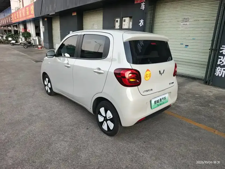 Wuling MINIEV