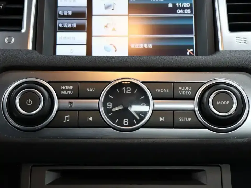 Land Rover Sport