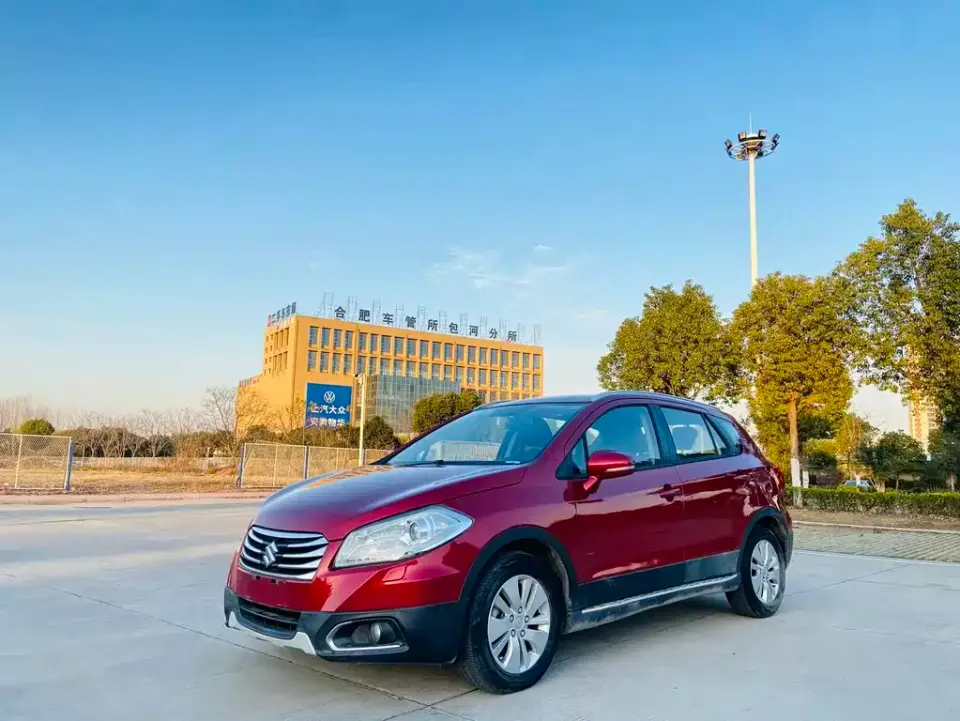 Suzuki S-Cross