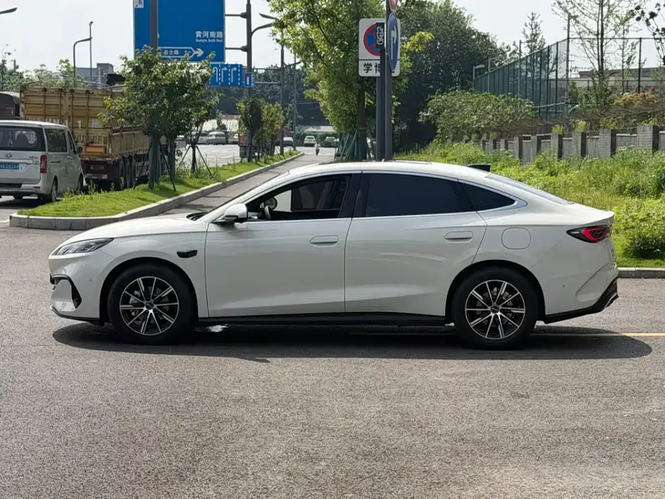 BYD Seal 06