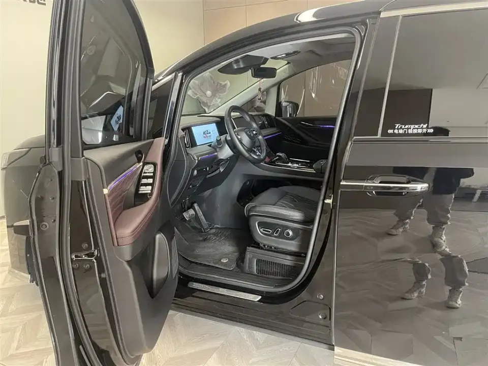GAC Trumpchi M8