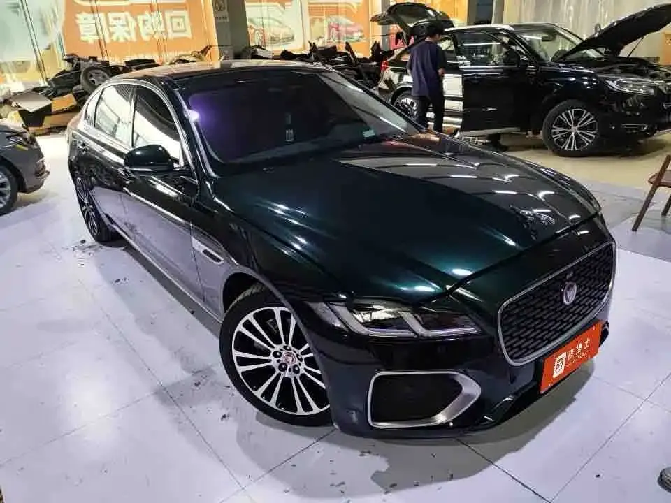 Jaguar XFL