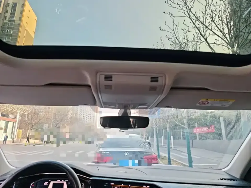 Volkswagen X