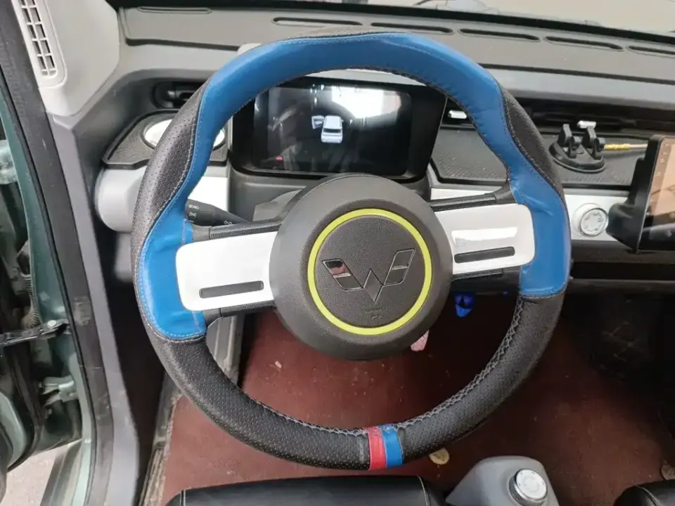 Wuling MINIEV