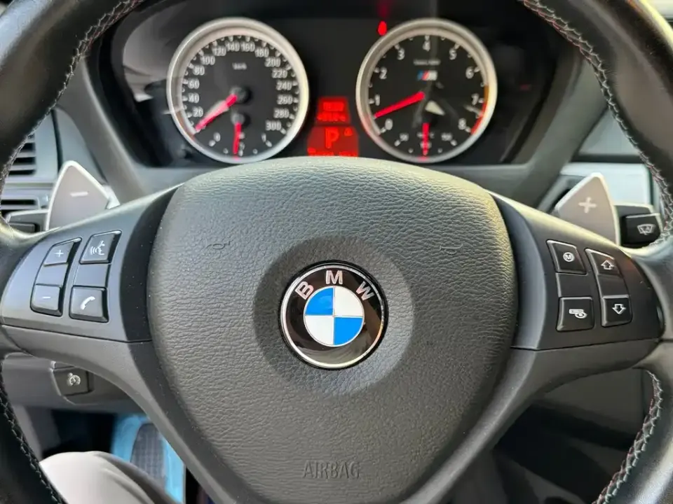 BMW X6 M