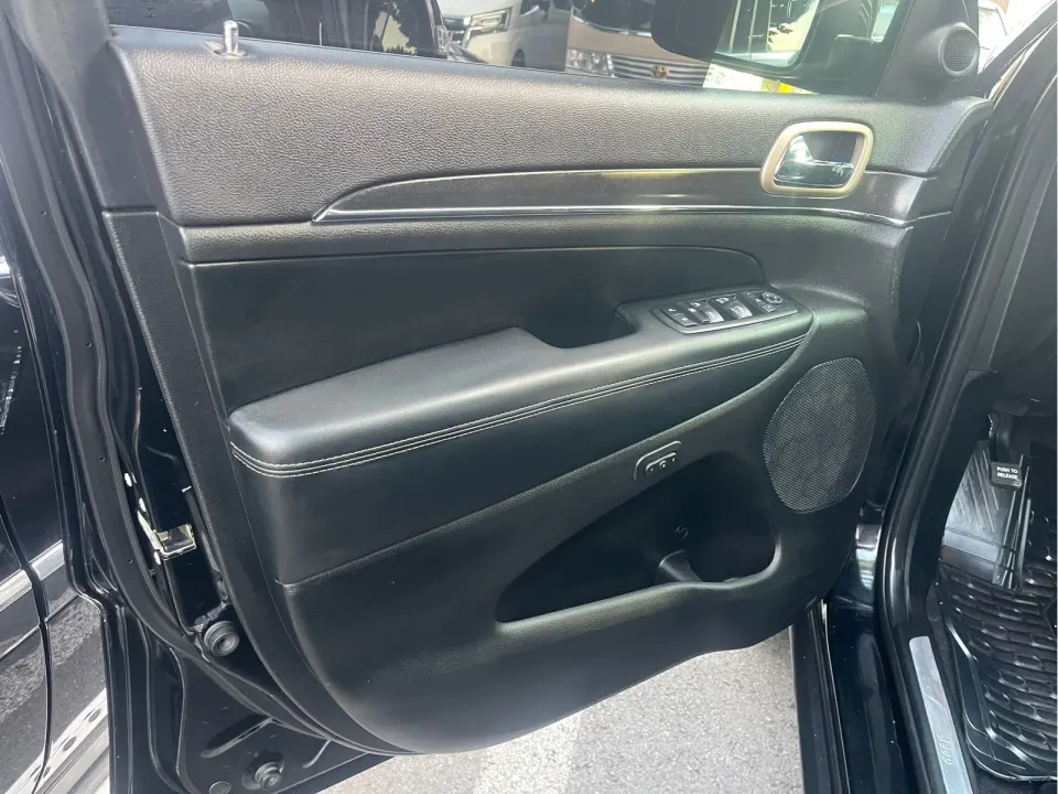 Jeep Grand Cherokee (Import)