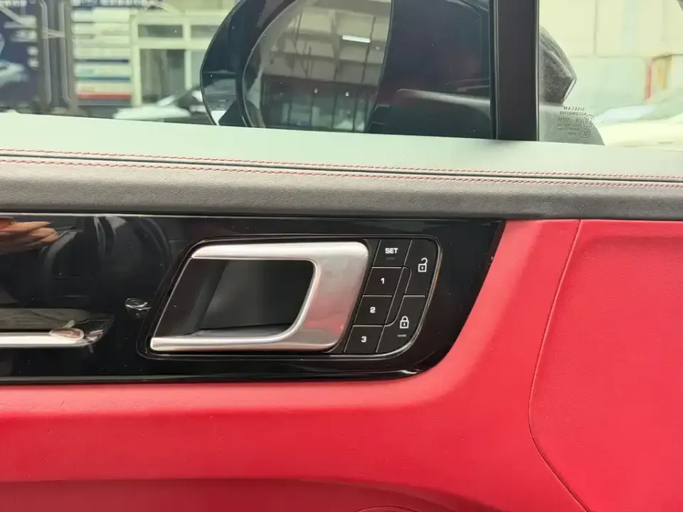 Porsche Cayenne Hybrid