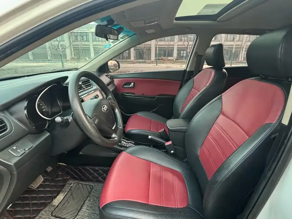 Kia K2