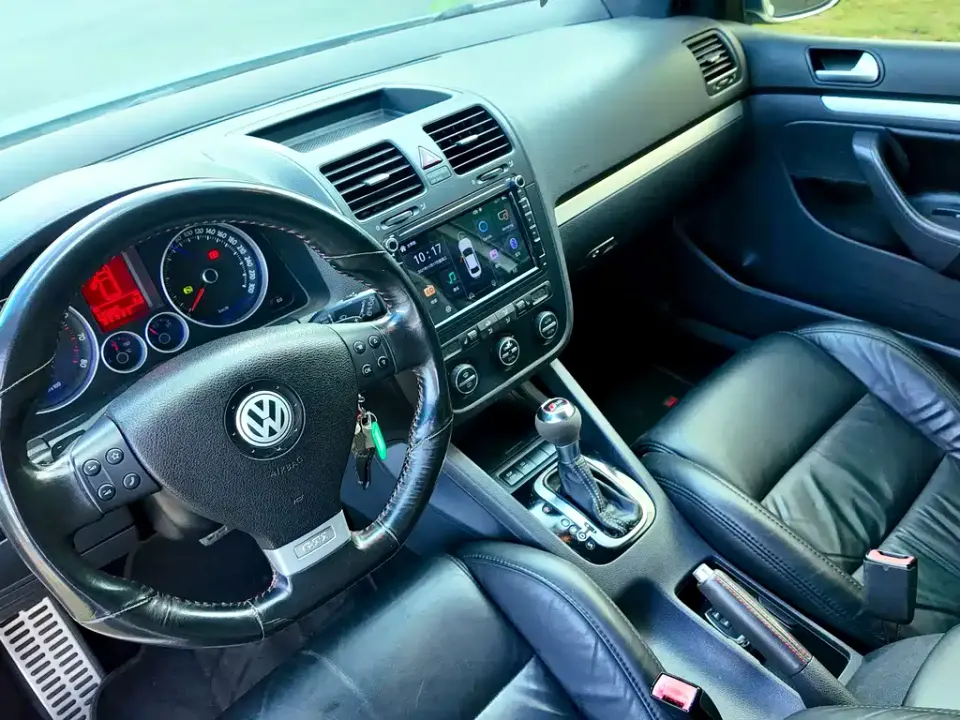 Volkswagen Golf (Import)