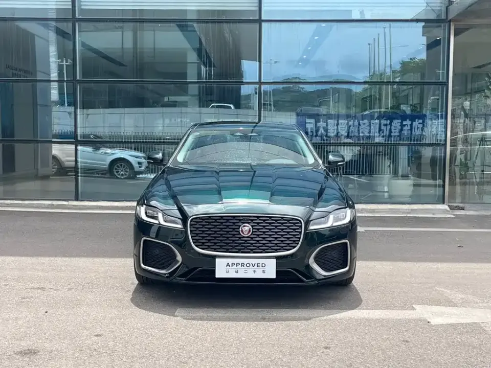 Jaguar XFL