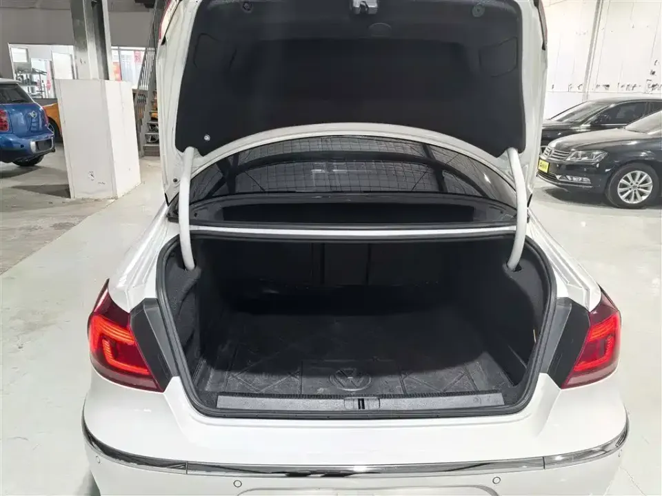 Volkswagen CC
