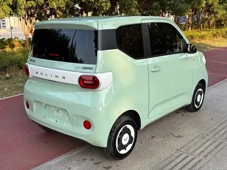 Wuling MINIEV
